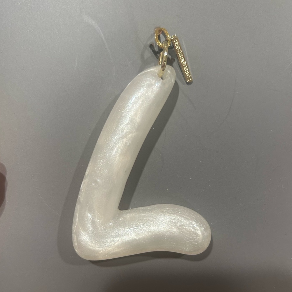 New Kendra Scott White Pendant Keychain bag charm